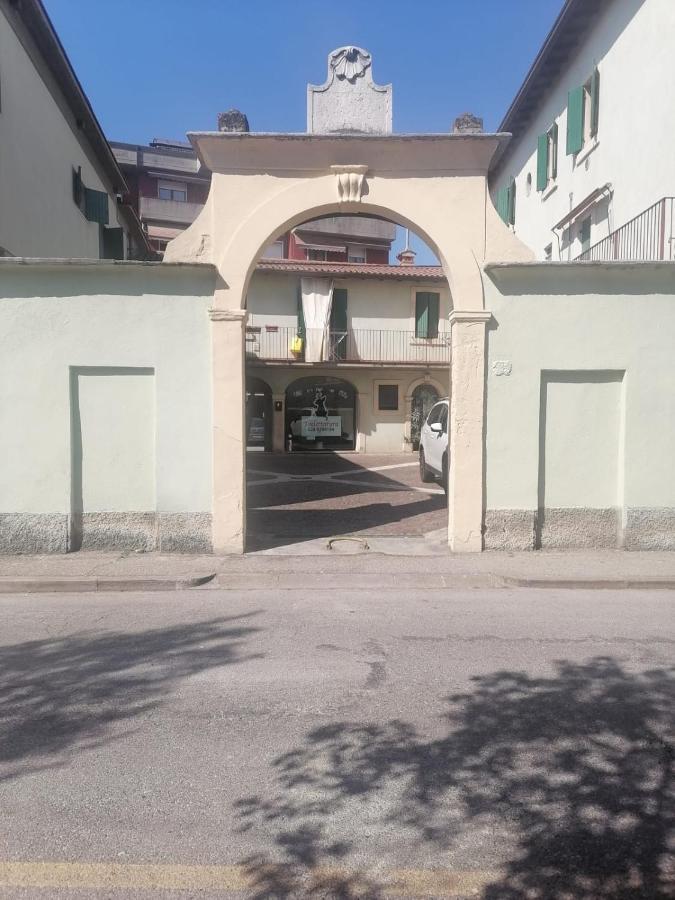 Dreaming Borgo Roma Apartment เวโรนา ภายนอก รูปภาพ