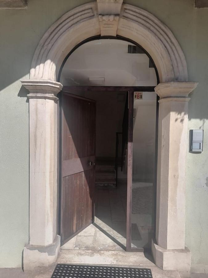 Dreaming Borgo Roma Apartment เวโรนา ภายนอก รูปภาพ