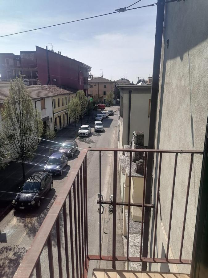 Dreaming Borgo Roma Apartment เวโรนา ภายนอก รูปภาพ
