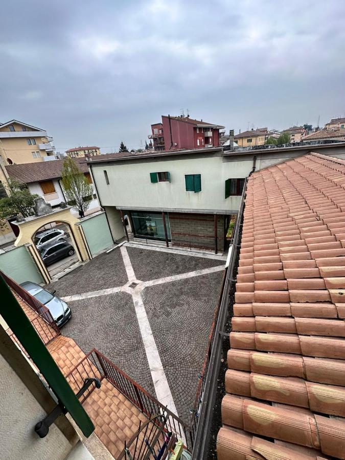 Dreaming Borgo Roma Apartment เวโรนา ภายนอก รูปภาพ