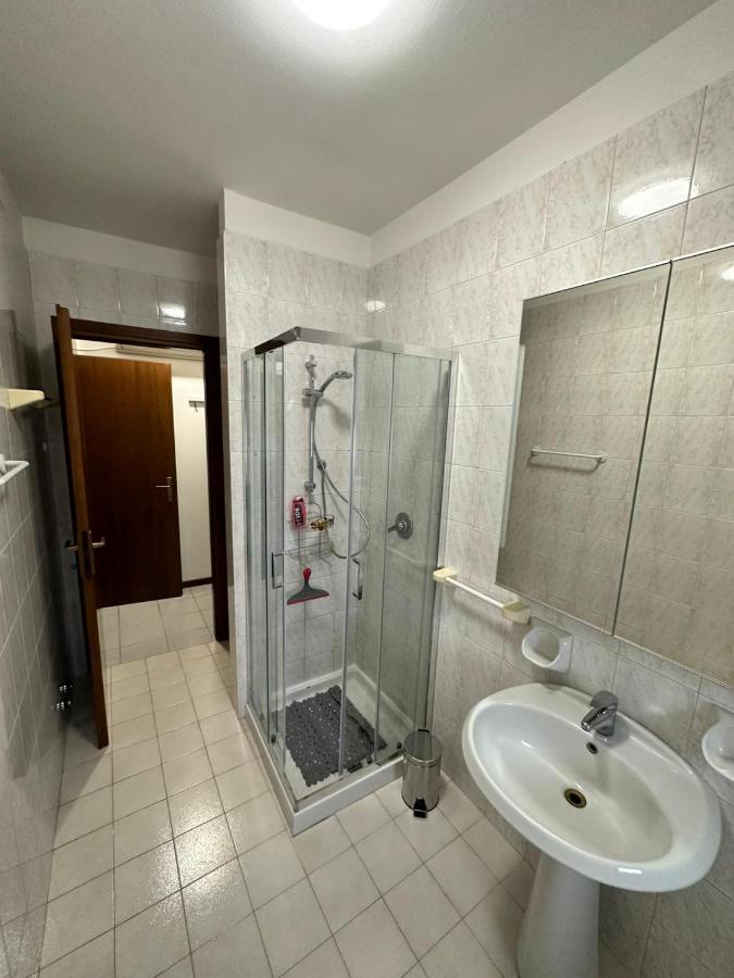 Dreaming Borgo Roma Apartment เวโรนา ภายนอก รูปภาพ