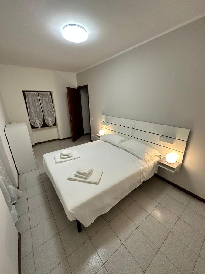 Dreaming Borgo Roma Apartment เวโรนา ภายนอก รูปภาพ